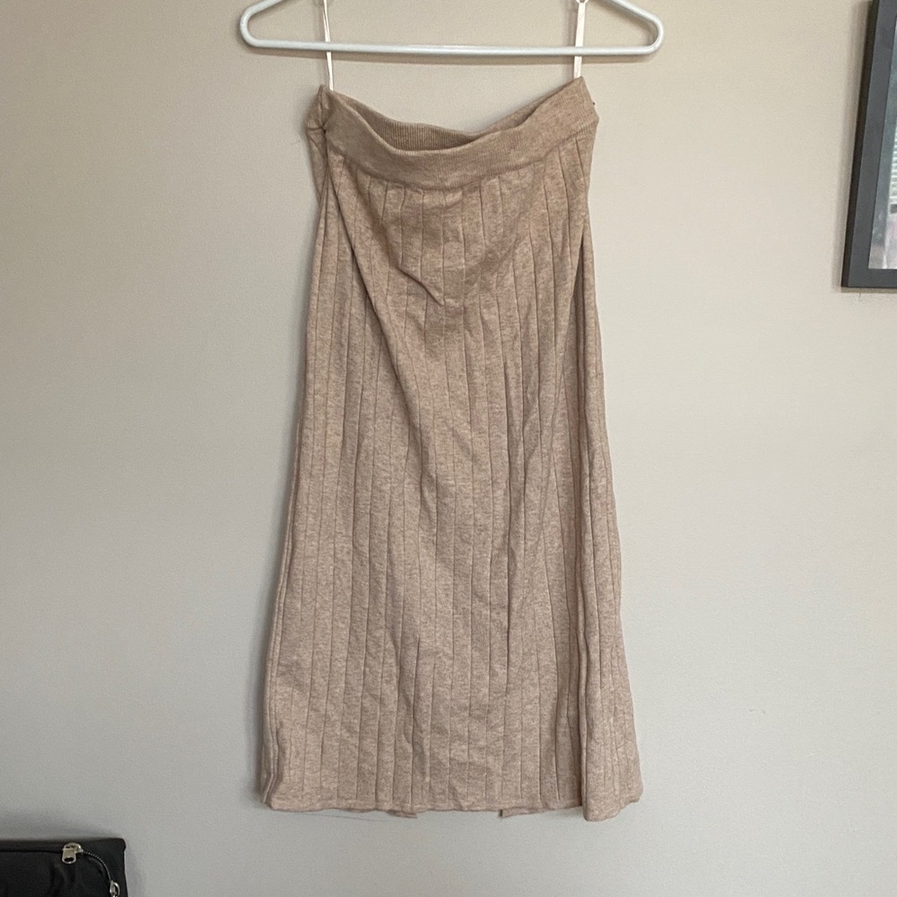 Neutral Ribbed Knit Midi Skirt - Beige